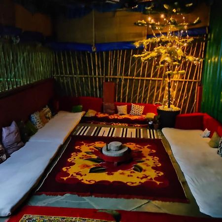 Rishikesh Sadan A Yoga & Spritual Retreat Hotel Tapovan ภายนอก รูปภาพ