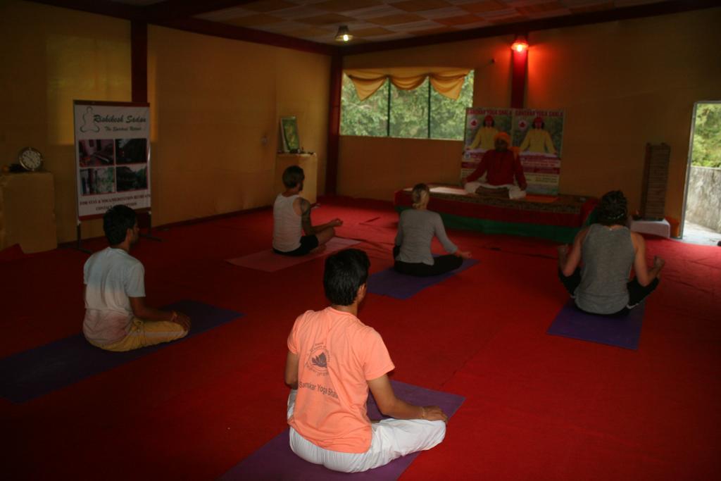 Rishikesh Sadan A Yoga & Spritual Retreat Hotel Tapovan ภายนอก รูปภาพ