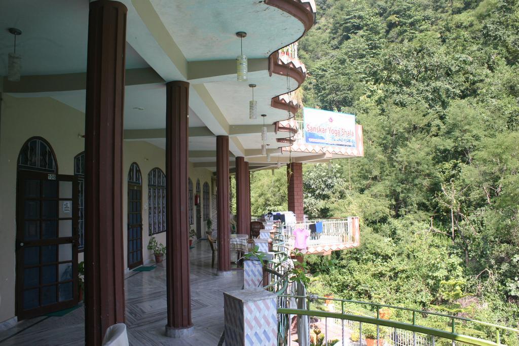 Rishikesh Sadan A Yoga & Spritual Retreat Hotel Tapovan ภายนอก รูปภาพ