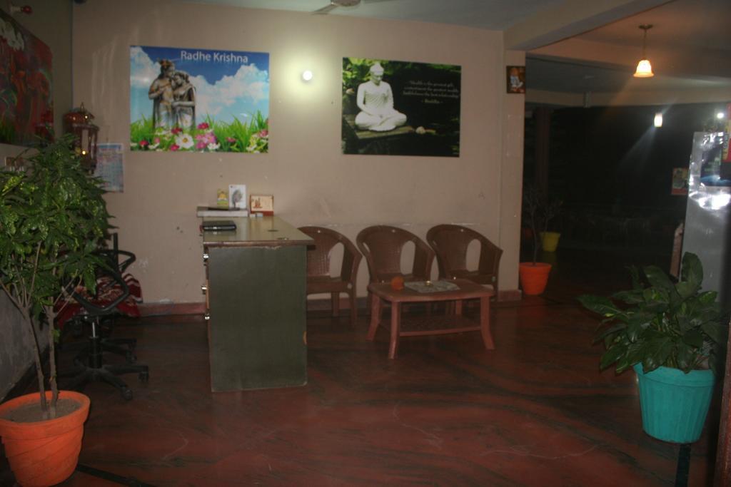 Rishikesh Sadan A Yoga & Spritual Retreat Hotel Tapovan ภายนอก รูปภาพ