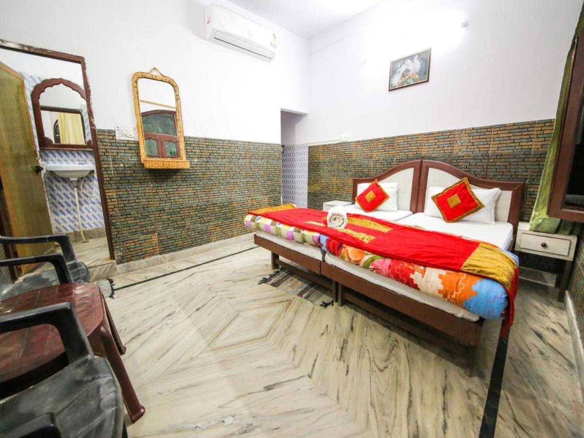 Rishikesh Sadan A Yoga & Spritual Retreat Hotel Tapovan ภายนอก รูปภาพ